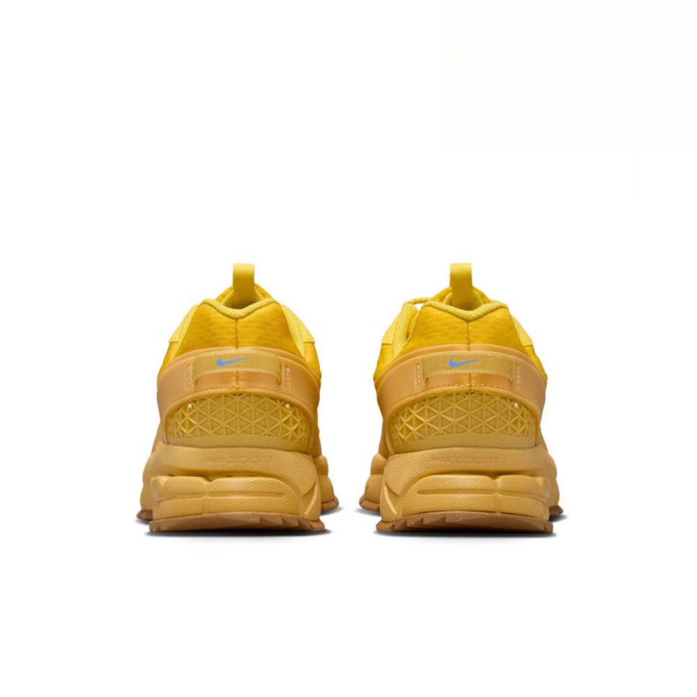 Nike ZOOM VOMERO ROAM Lightnin - Men'S Shoes In Nike avis et prix